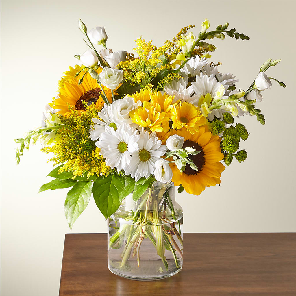 Hello Sunshine Bouquet – Open Blooms Chantilly, Chantilly VA