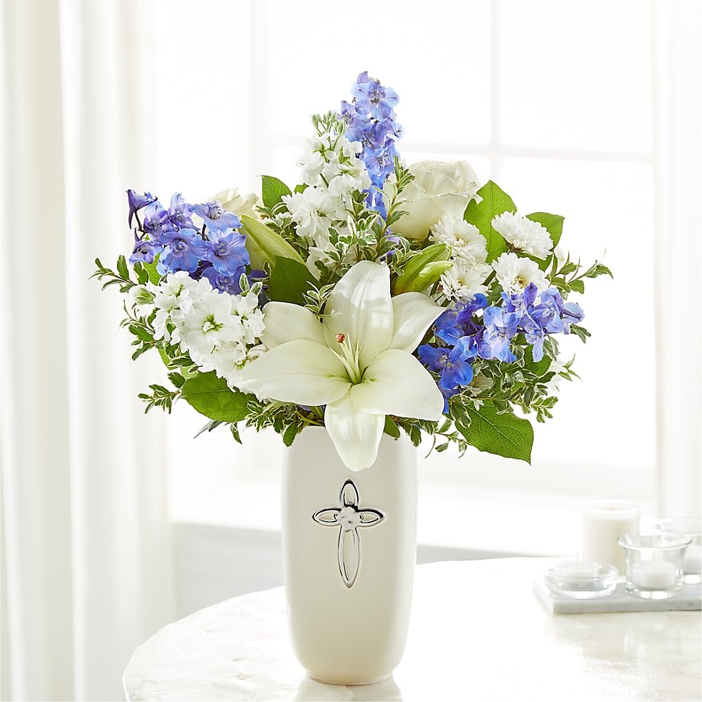 Heavenly Blossoms Bouquet – Open Blooms Chantilly, Chantilly VA
