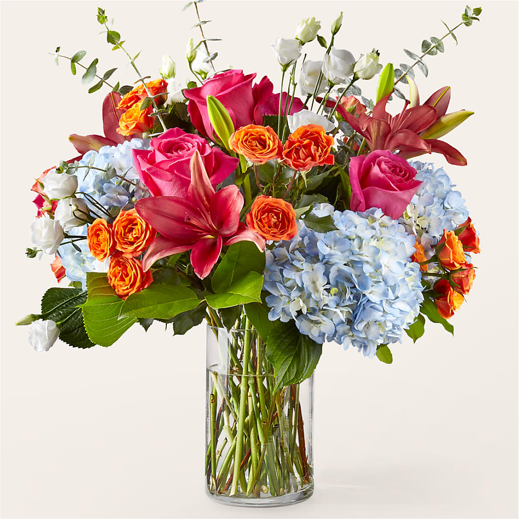 Awestruck Luxury Bouquet – Open Blooms Chantilly, Chantilly VA