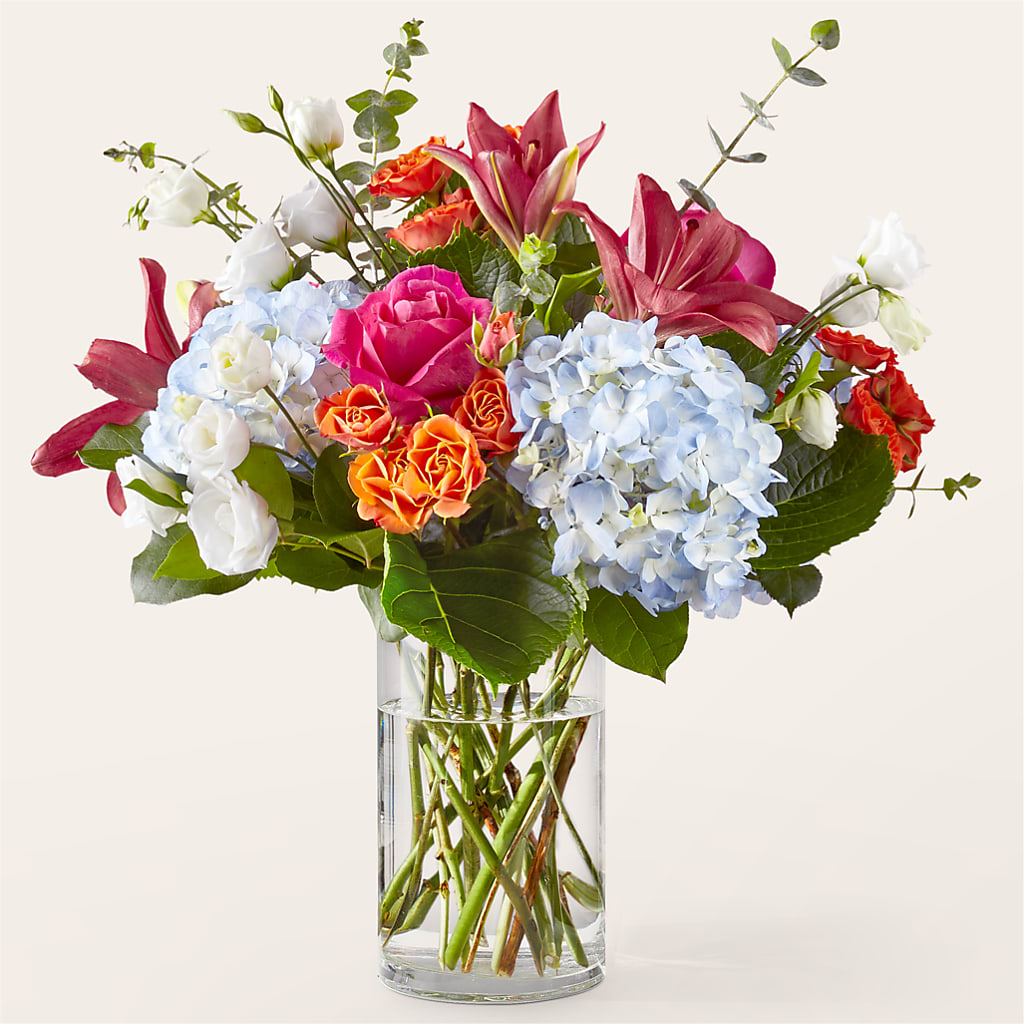 Awestruck Luxury Bouquet – Open Blooms Chantilly, Chantilly VA