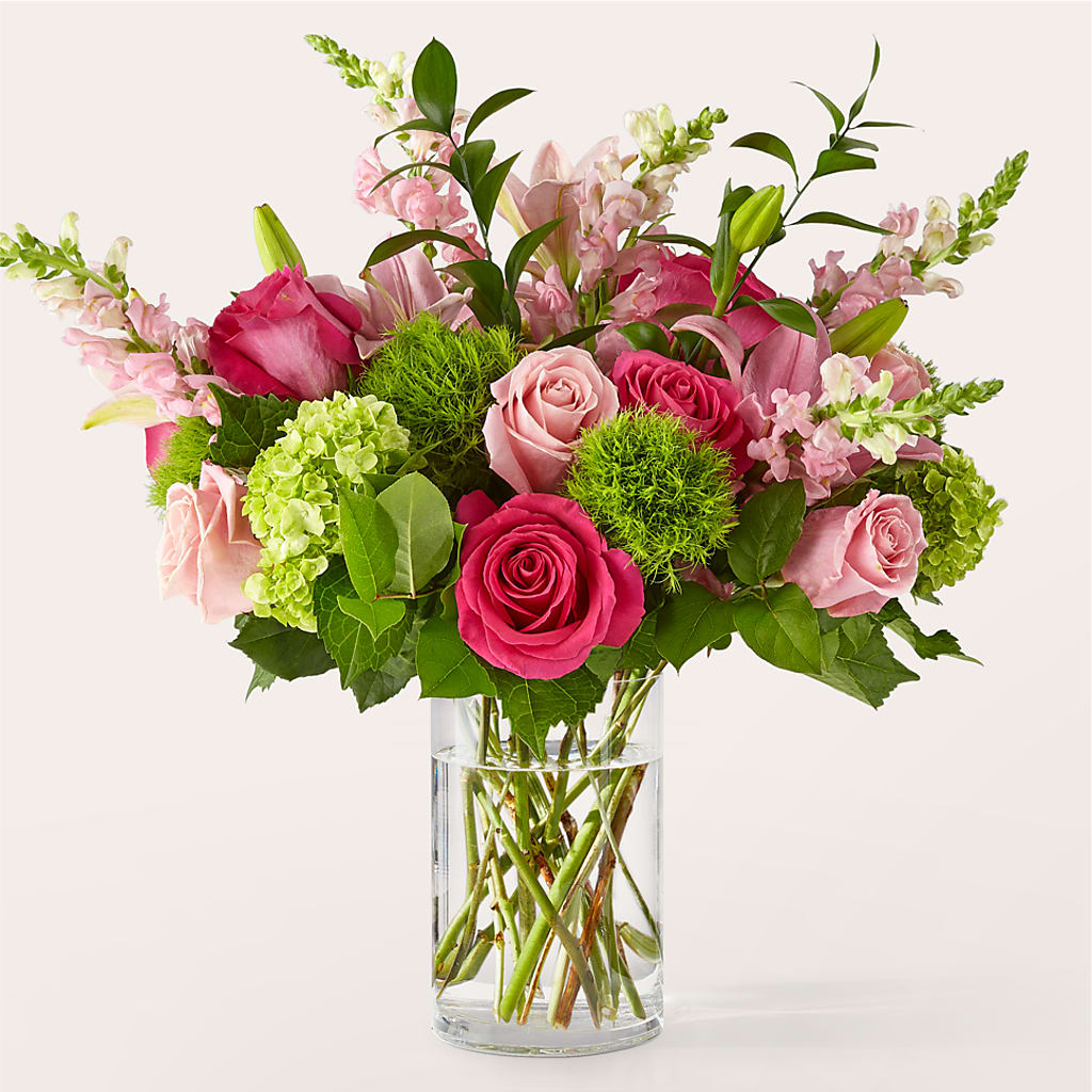 Fit for a Queen Luxury Bouquet – Open Blooms Chantilly, Chantilly VA