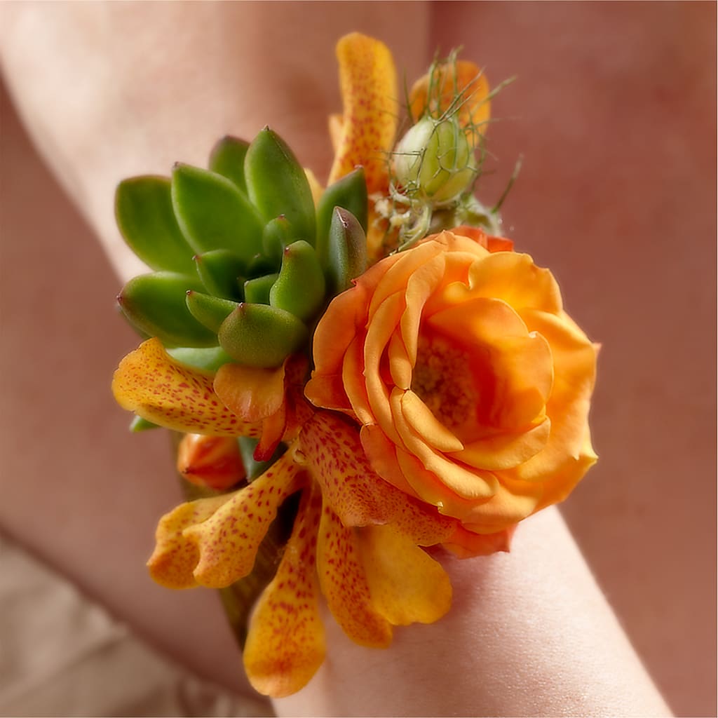 Irresistible Love Wrist Corsage – Open Blooms Chantilly, Chantilly VA