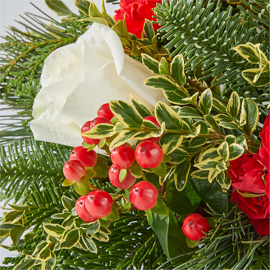December Dreams Centerpiece –  Open Blooms Chantilly, Chantilly VA