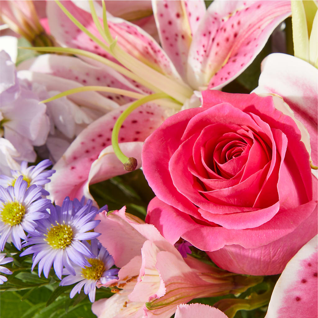 Pressing Petals Bouquet –  Open Blooms Chantilly, Chantilly VA