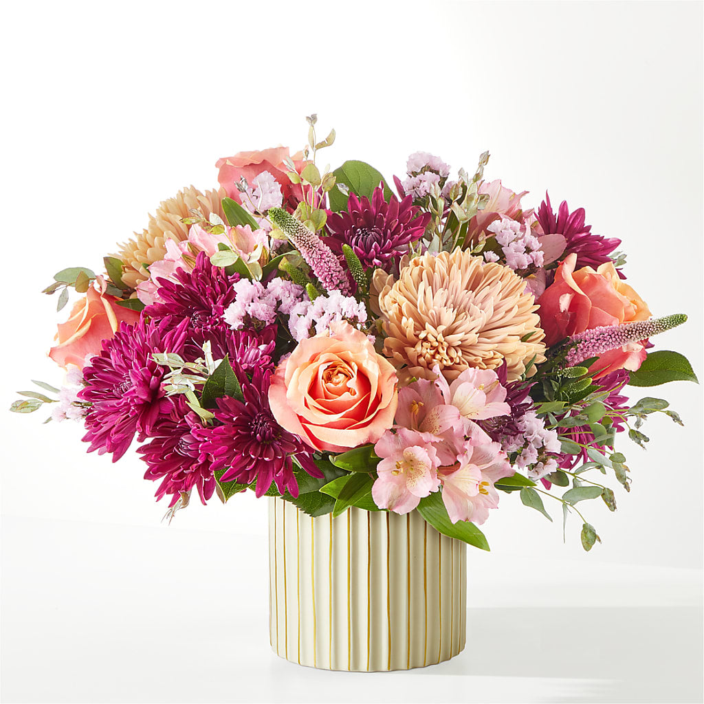 Berry Cobbler Bouquet with Ivory Vase –  Open Blooms Chantilly, Chantilly VA