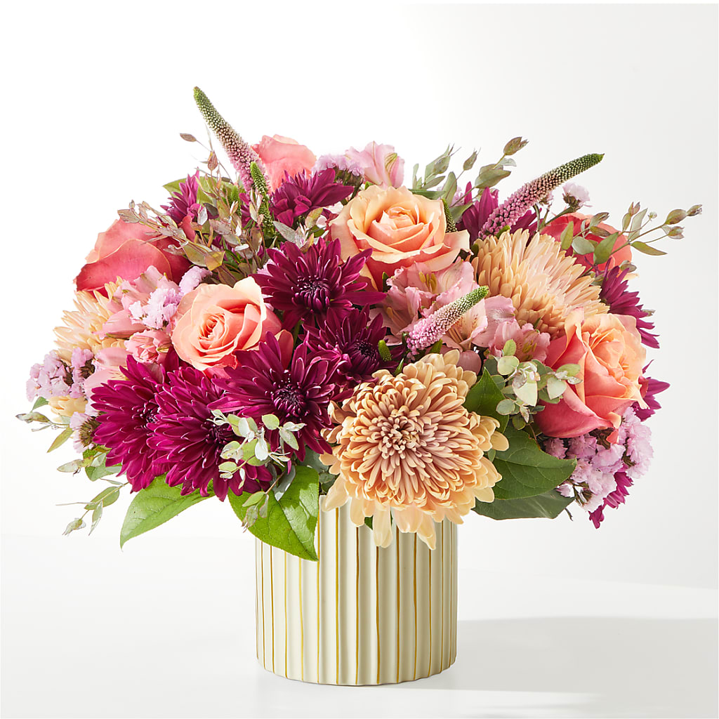 Berry Cobbler Bouquet with Ivory Vase –  Open Blooms Chantilly, Chantilly VA